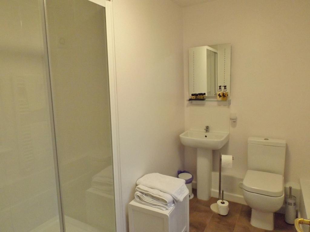 Old Riverview Guest House Earith Habitación foto