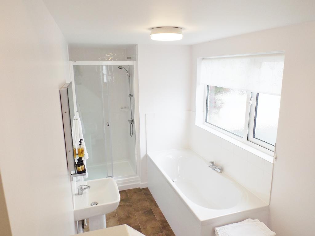 Old Riverview Guest House Earith Habitación foto
