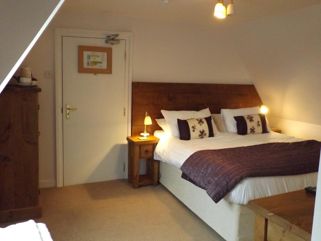 Old Riverview Guest House Earith Habitación foto